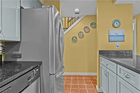 40 Web Avenue North Kingstown RI 02852