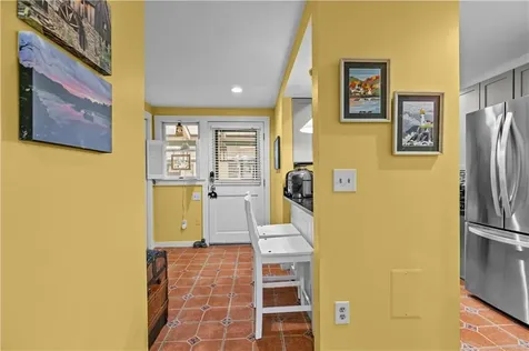 40 Web Avenue North Kingstown RI 02852