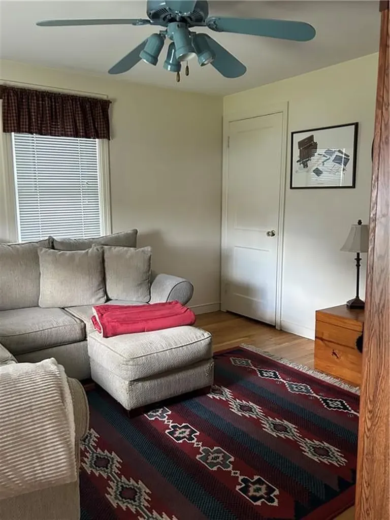 25 Haverford Road Warwick RI 02886