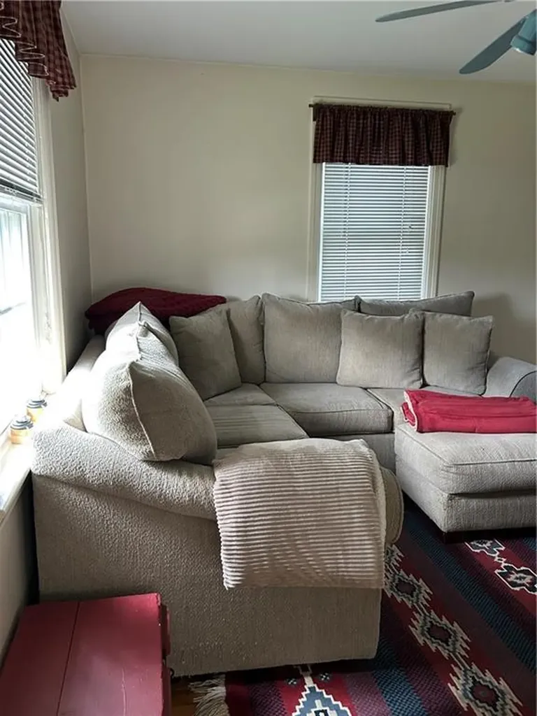 25 Haverford Road Warwick RI 02886