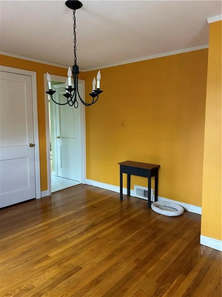 25 Haverford Road Warwick RI 02886