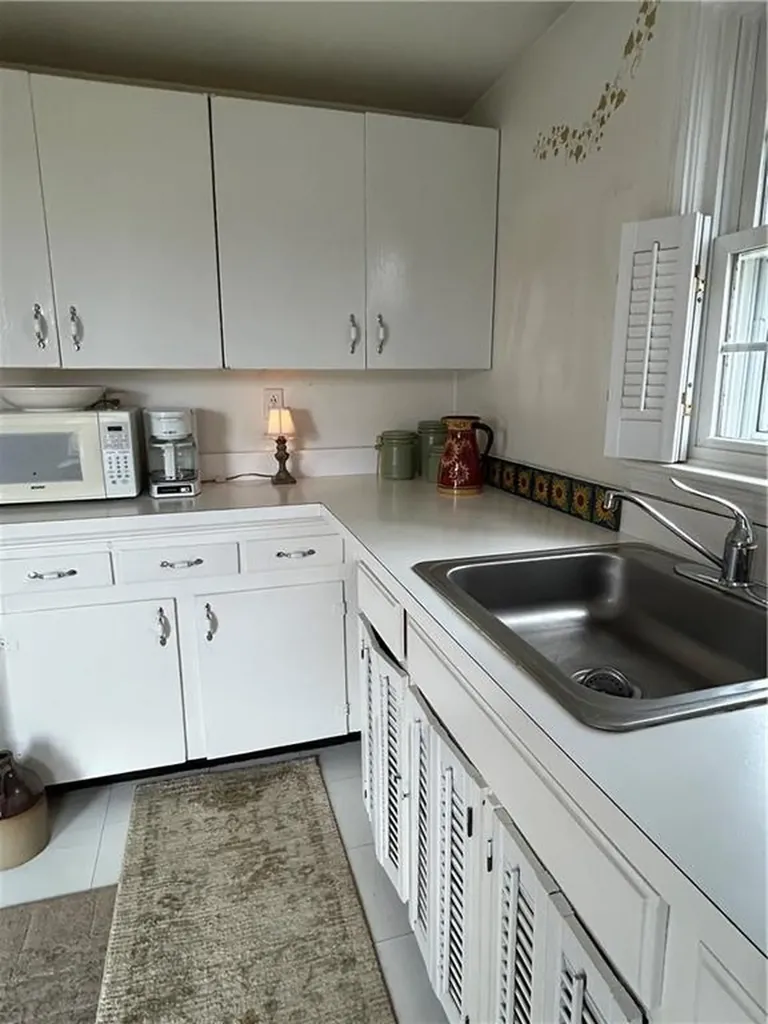 25 Haverford Road Warwick RI 02886