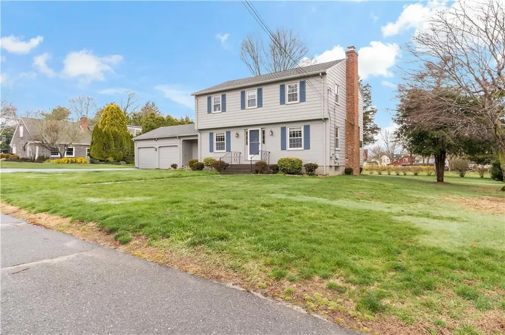 5 Echo Farm Drive Bristol RI 02809
