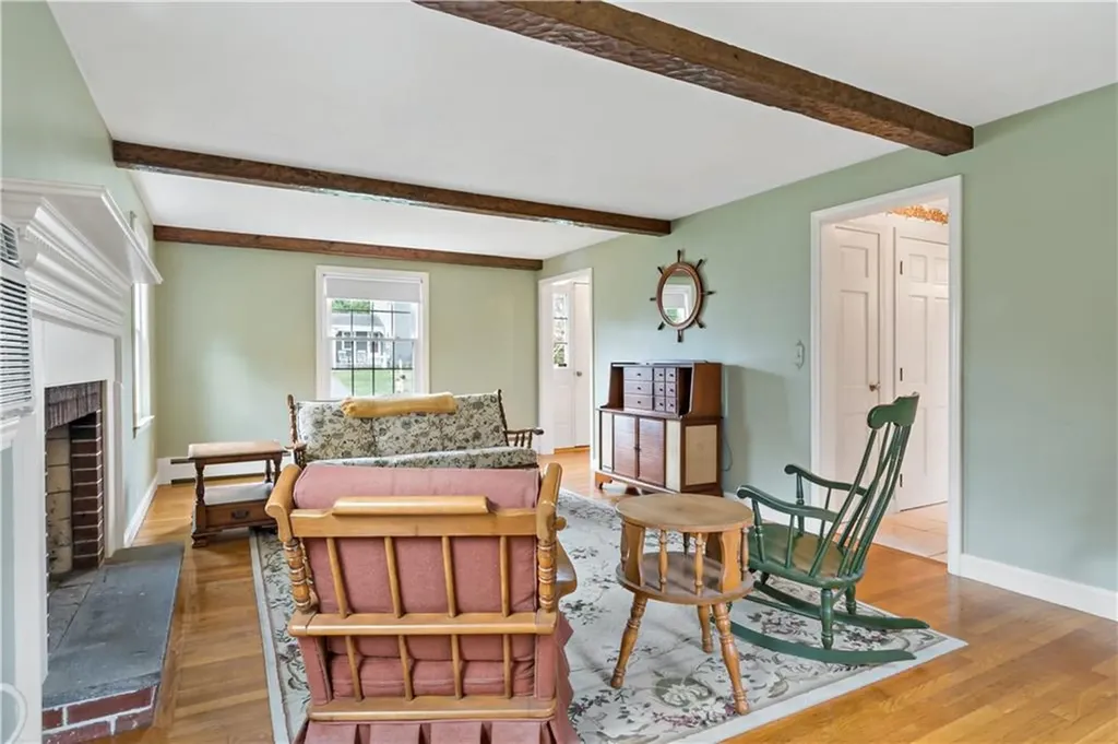 5 Echo Farm Drive Bristol RI 02809