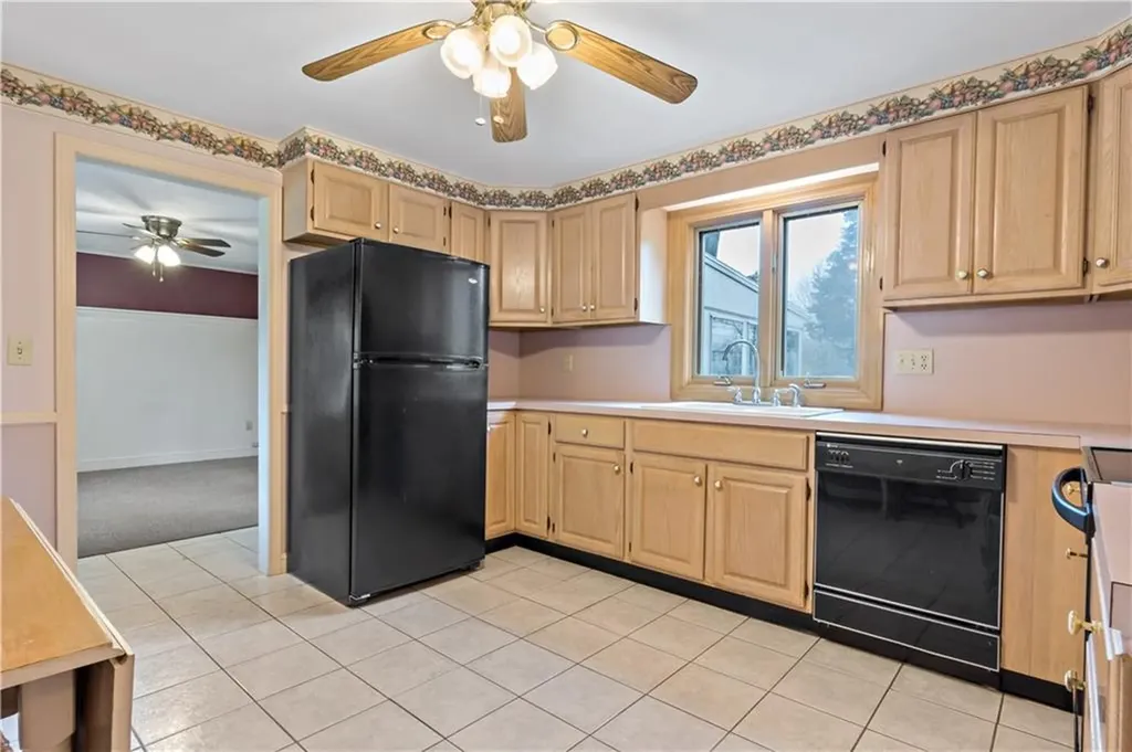 5 Echo Farm Drive Bristol RI 02809