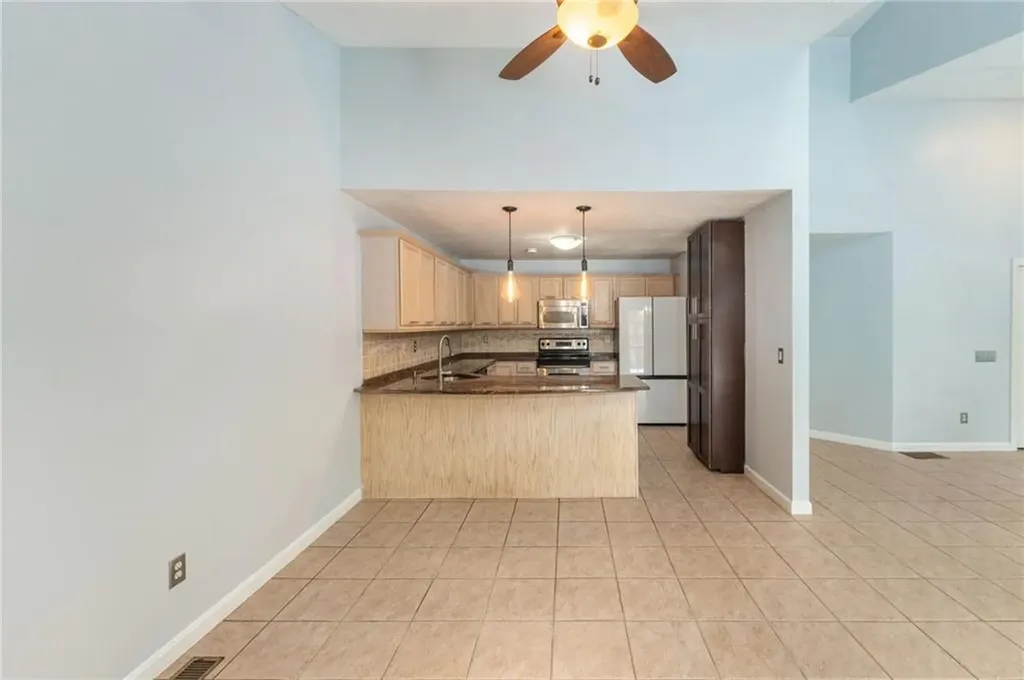 27 Alpine Way North Smithfield RI 02876