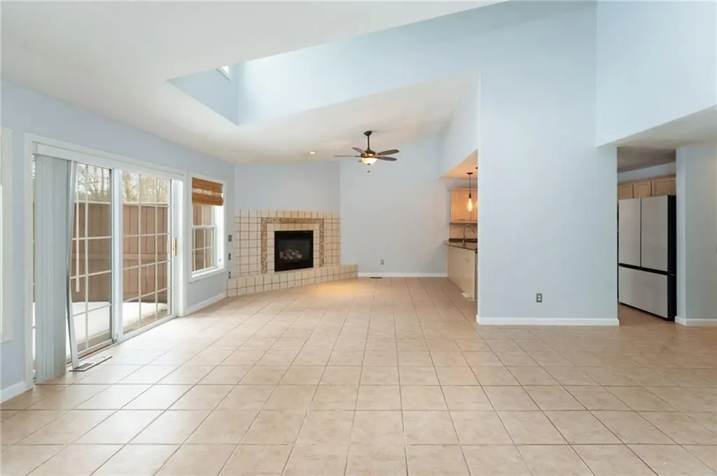 27 Alpine Way North Smithfield RI 02876