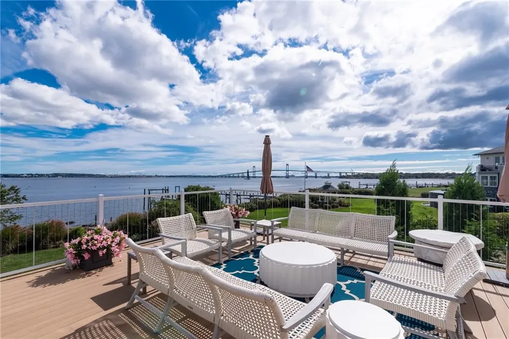 10 Coulter Street Jamestown RI 02835