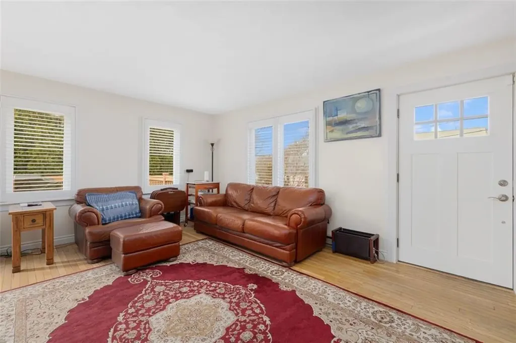 43 Mast Street Jamestown RI 02835