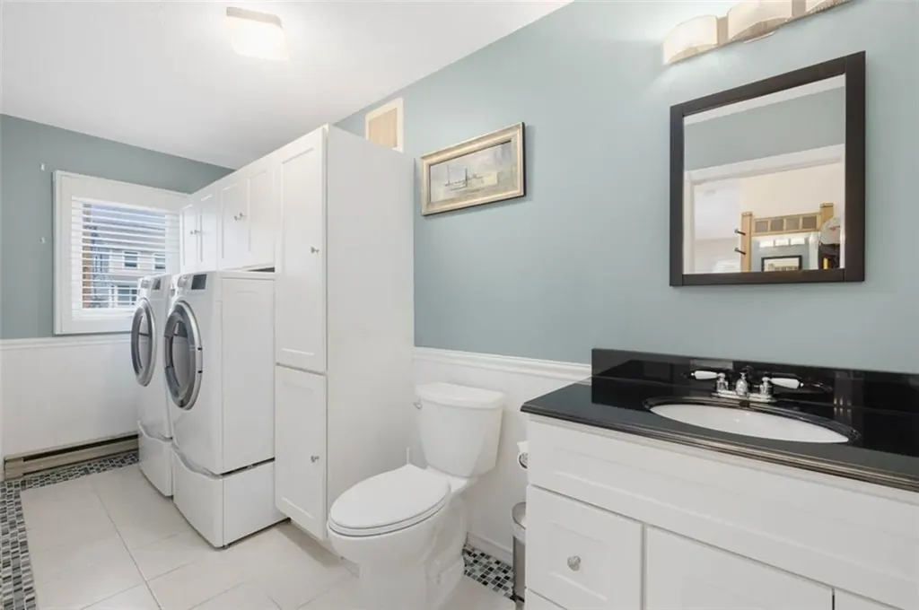 43 Mast Street Jamestown RI 02835