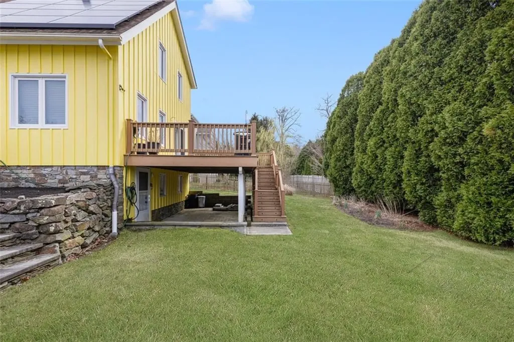 43 Mast Street Jamestown RI 02835