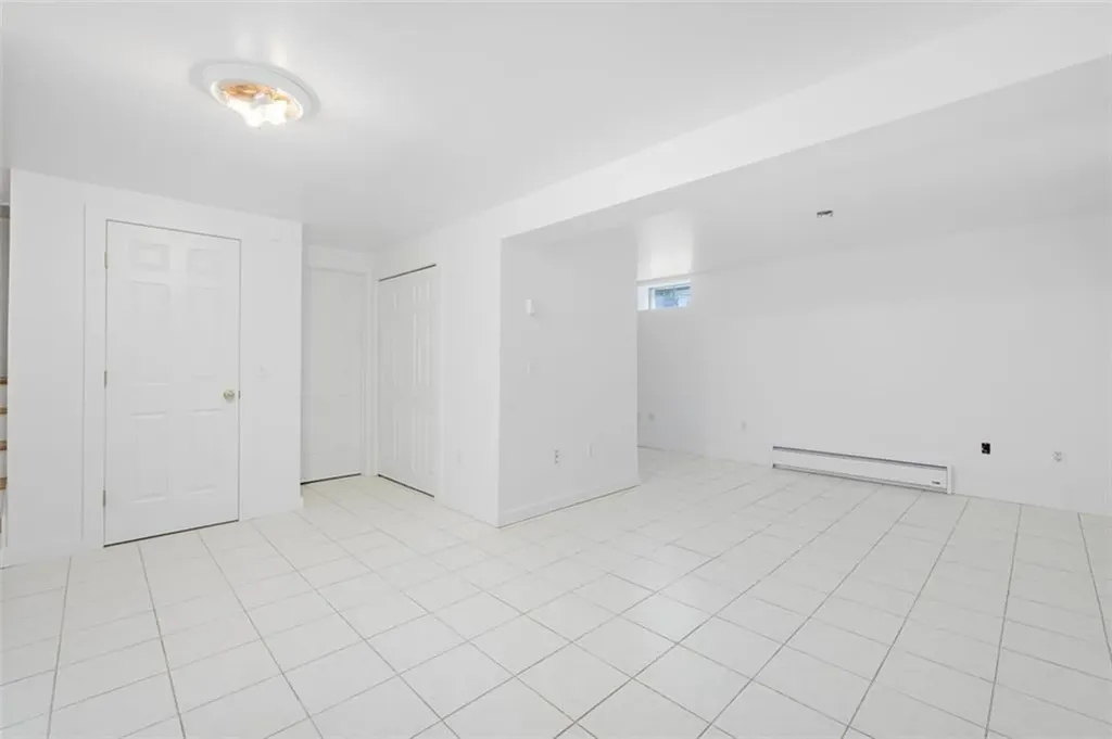 43 Mast Street Jamestown RI 02835