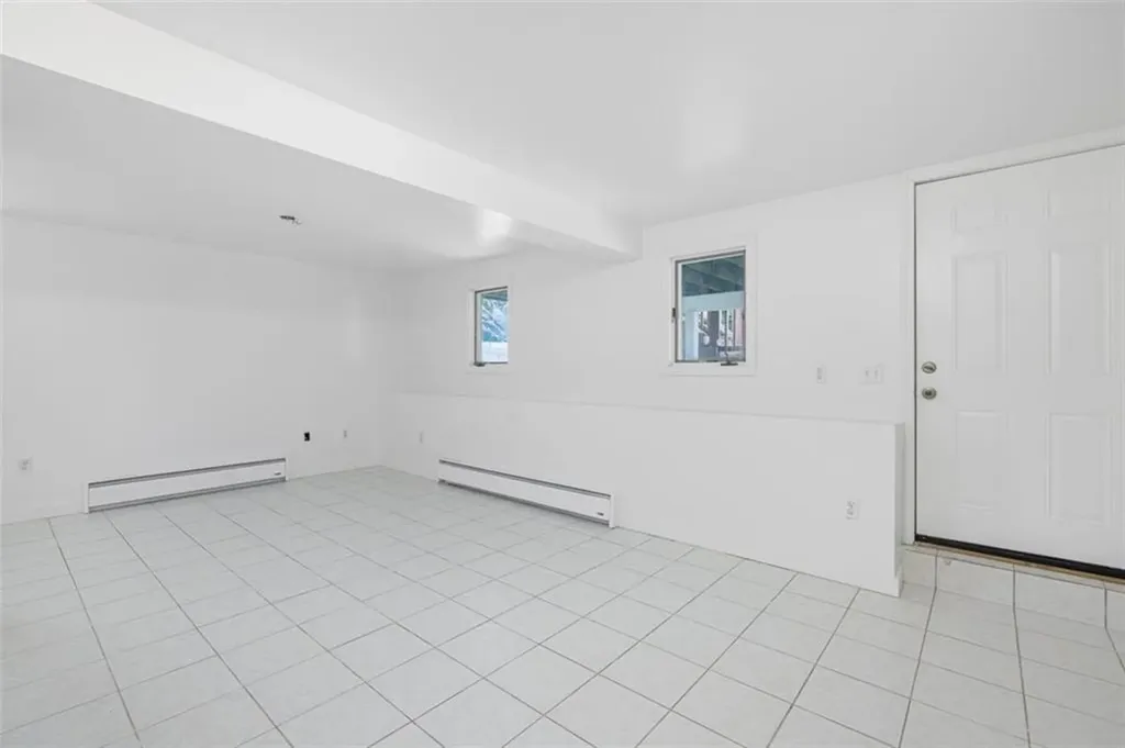 43 Mast Street Jamestown RI 02835