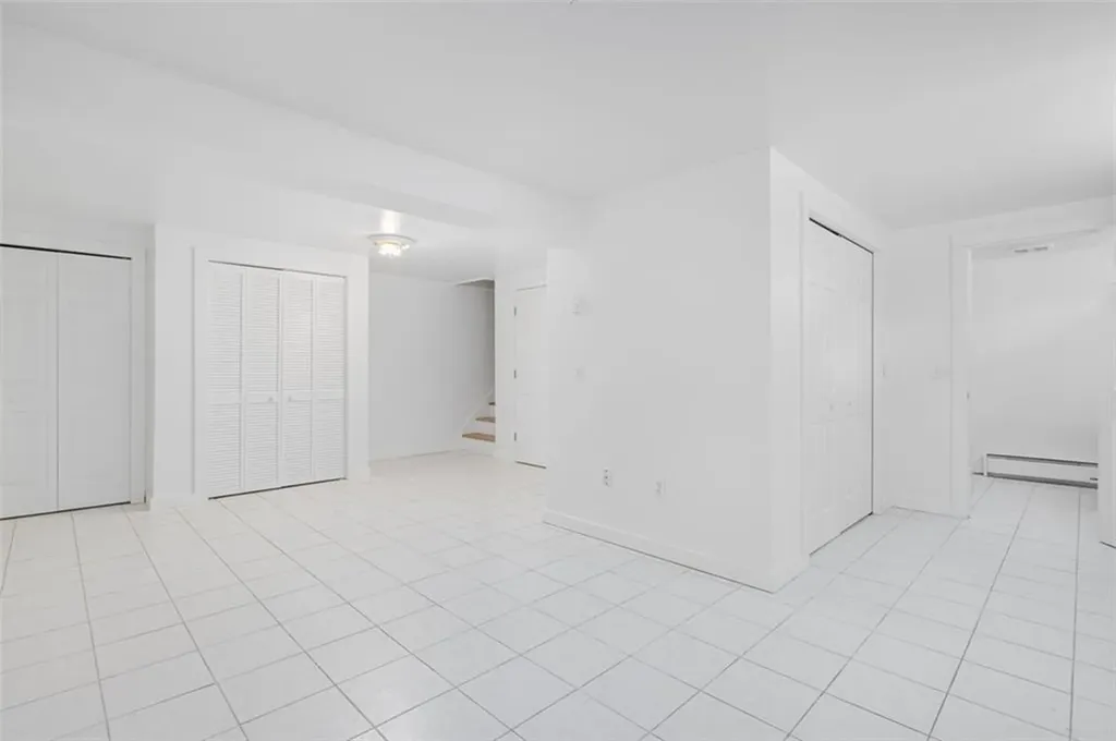 43 Mast Street Jamestown RI 02835