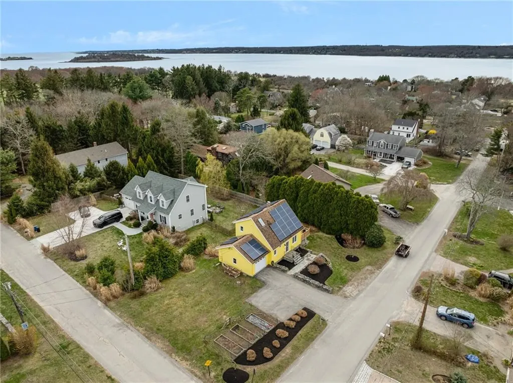 43 Mast Street Jamestown RI 02835