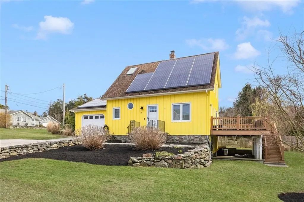 43 Mast Street Jamestown RI 02835