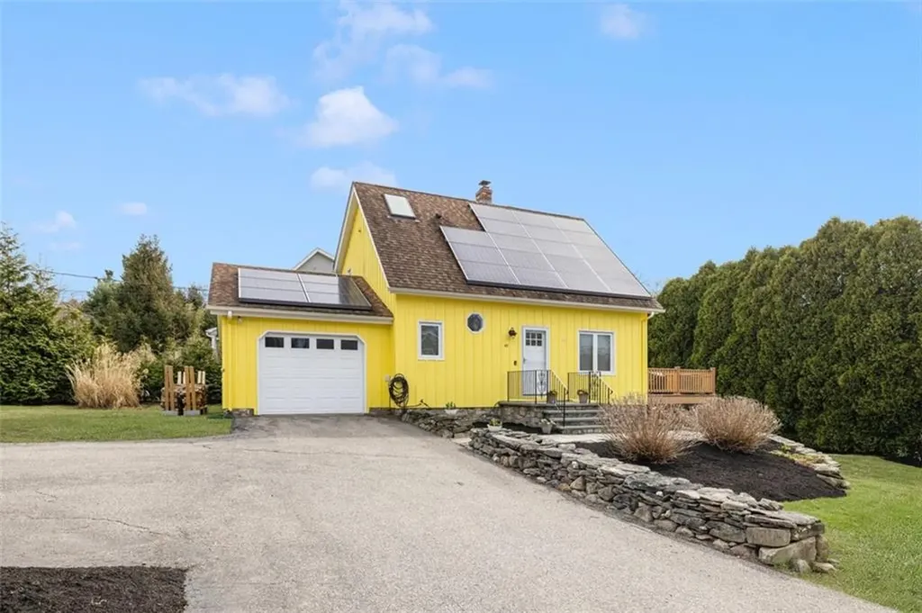 43 Mast Street Jamestown RI 02835