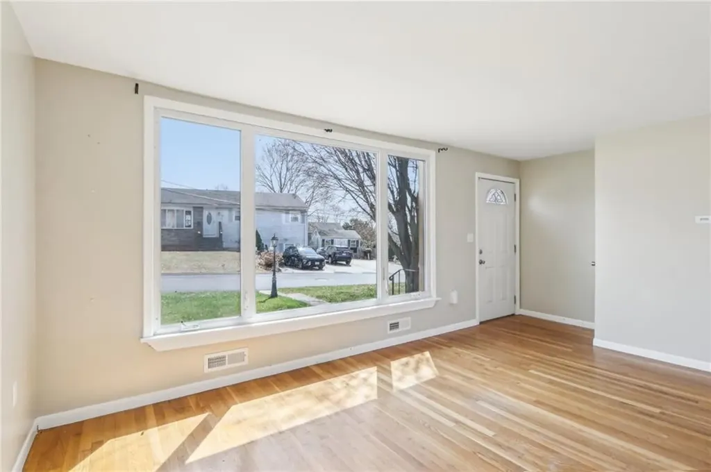 37 Pleasant View Drive North Providence RI 02904