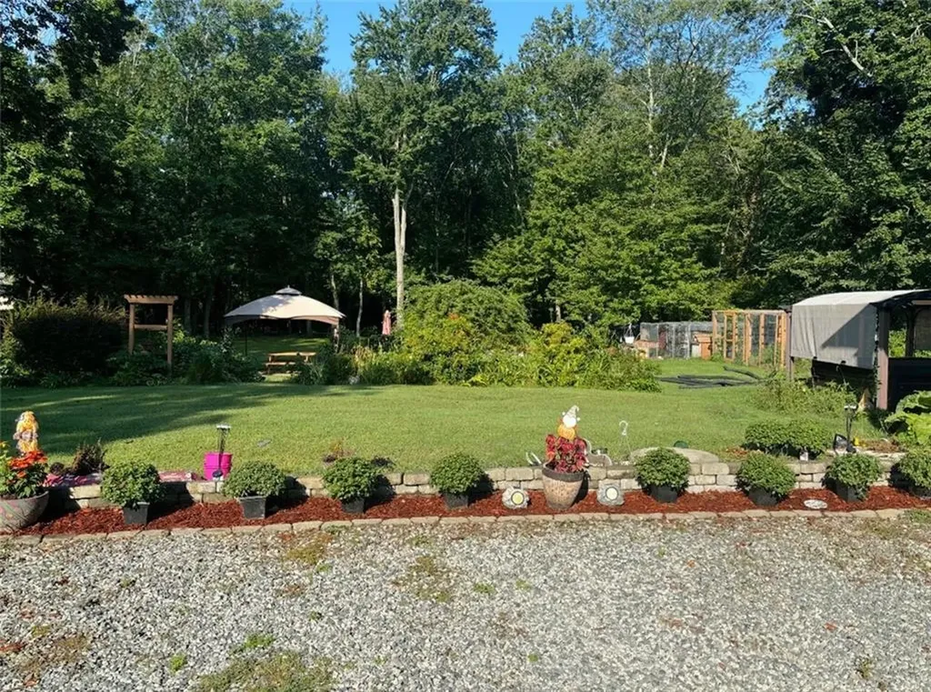 473 Fairview Avenue Coventry RI 02816