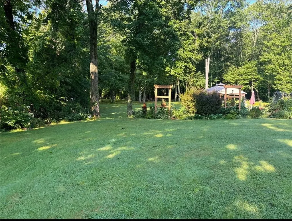 473 Fairview Avenue Coventry RI 02816