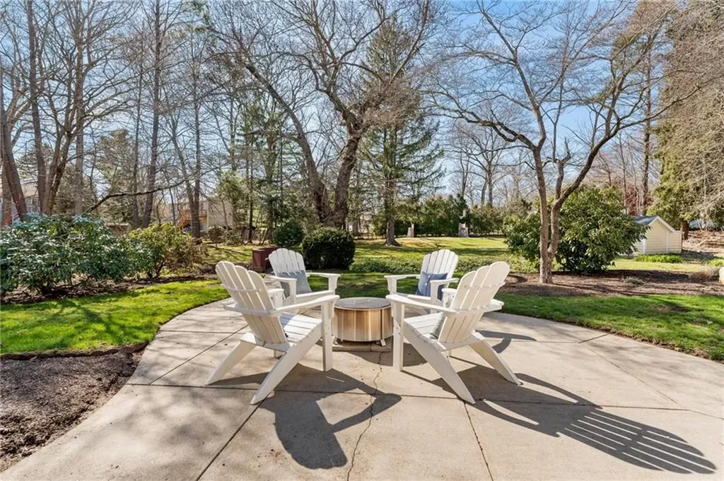 243 Gorton Lake Boulevard Warwick RI 02886