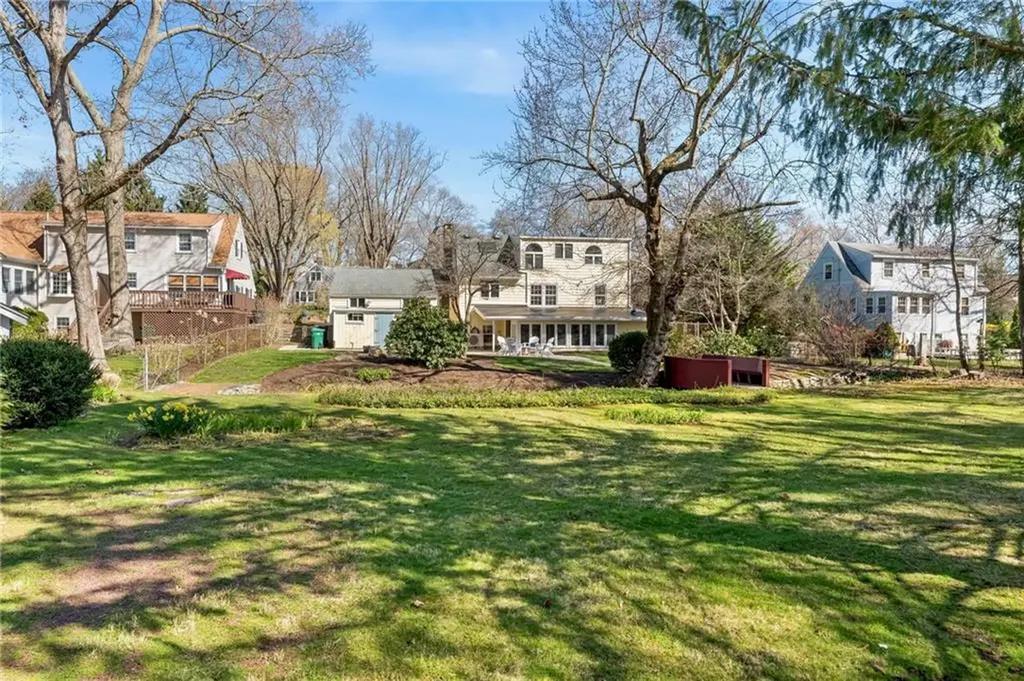 243 Gorton Lake Boulevard Warwick RI 02886
