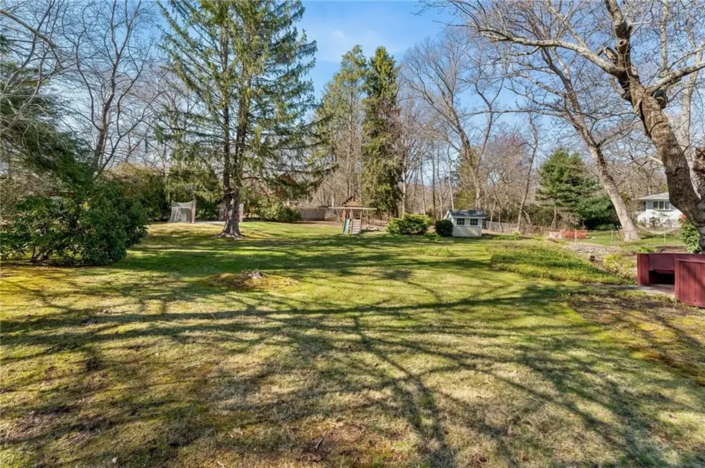 243 Gorton Lake Boulevard Warwick RI 02886