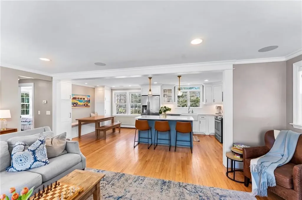 243 Gorton Lake Boulevard Warwick RI 02886