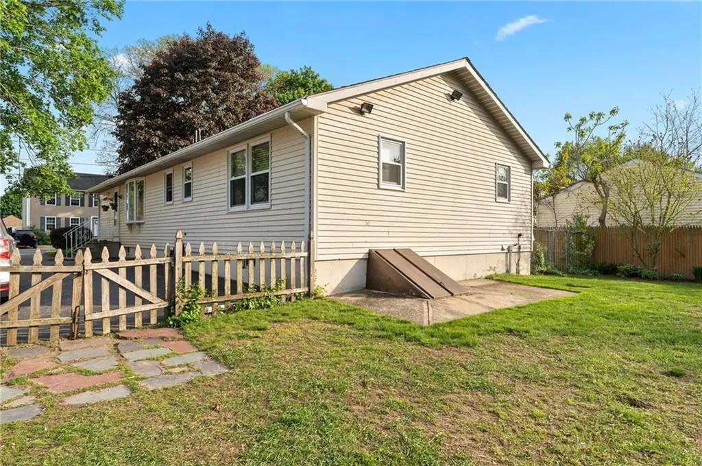 6 Keane Street Lincoln RI 02865