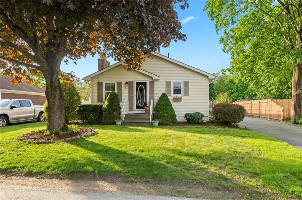 6 Keane Street Lincoln RI 02865
