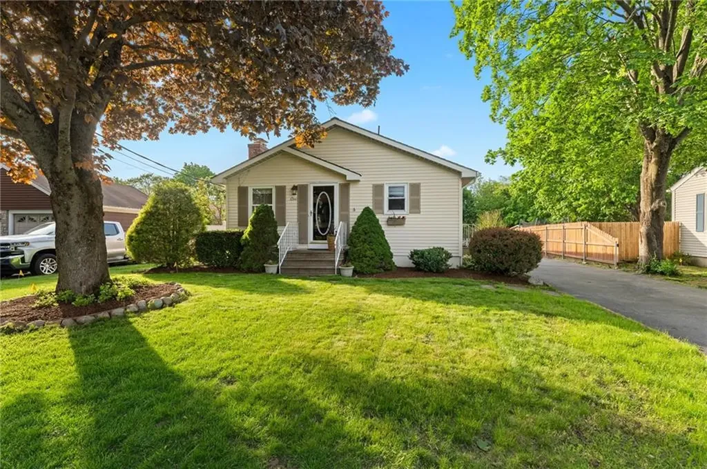 6 Keane Street Lincoln RI 02865