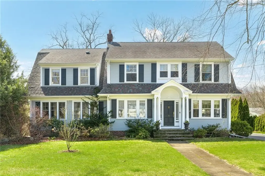 4 Elton Road Barrington RI 02806