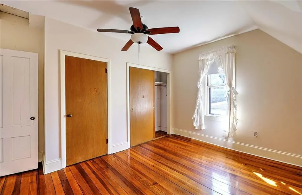 81 Arnold Avenue Cranston RI 02905