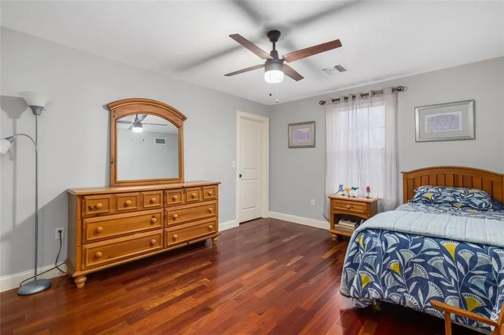 28 Jenna Way Cumberland RI 02864