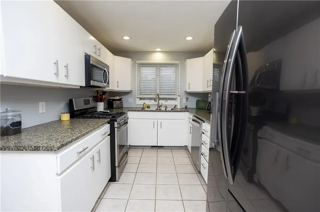 200 Bateman Avenue Cranston RI 02920