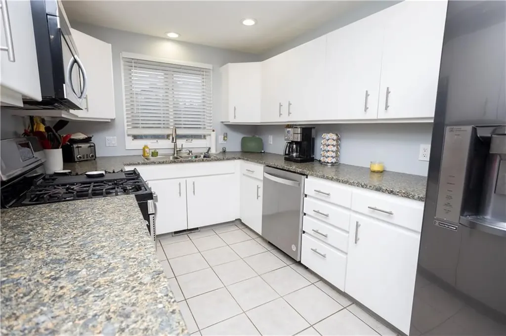 200 Bateman Avenue Cranston RI 02920