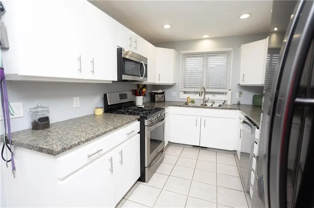 200 Bateman Avenue Cranston RI 02920