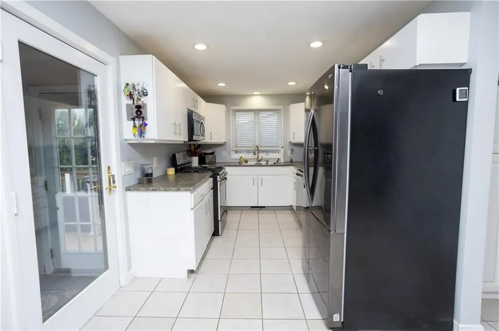 200 Bateman Avenue Cranston RI 02920
