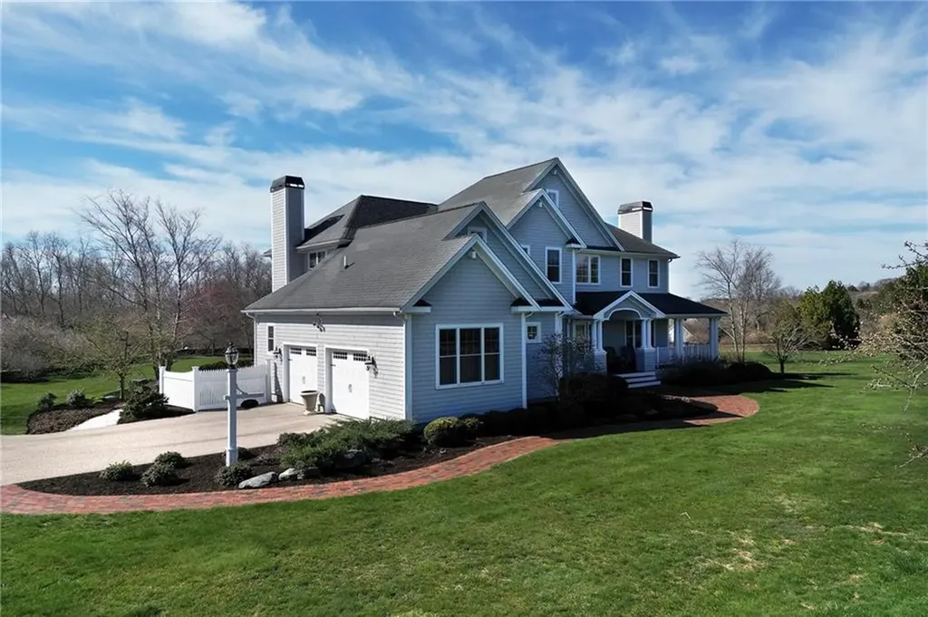 50 Elizabeth Lane Middletown RI 02842