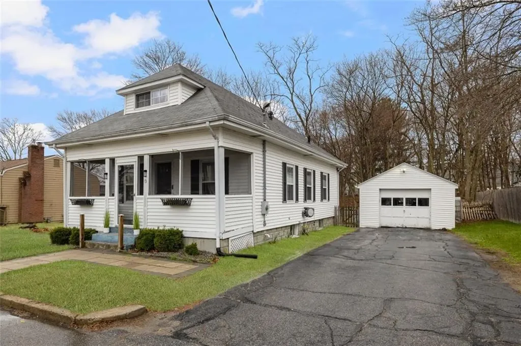 3 Tucker Lane Lincoln RI 02865