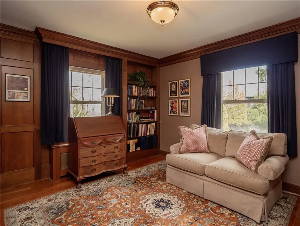 421 Gibbs Avenue Newport RI 02840