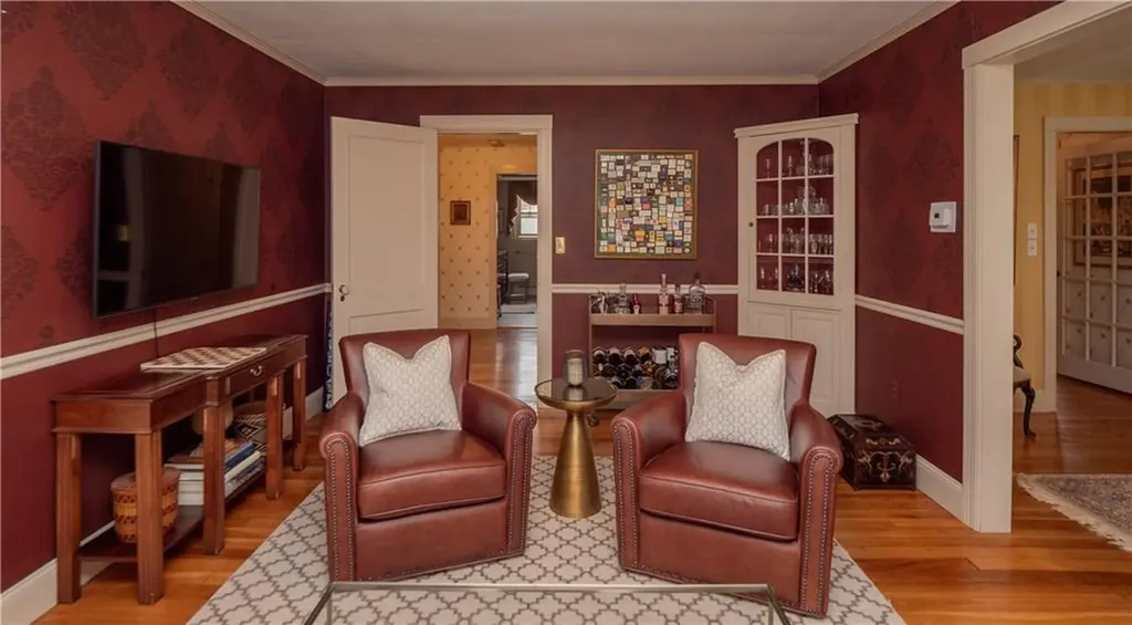 421 Gibbs Avenue Newport RI 02840