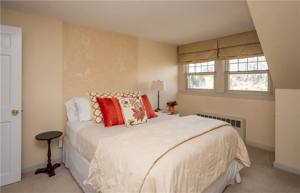 421 Gibbs Avenue Newport RI 02840