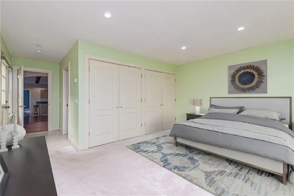 61 Howland Avenue Jamestown RI 02835