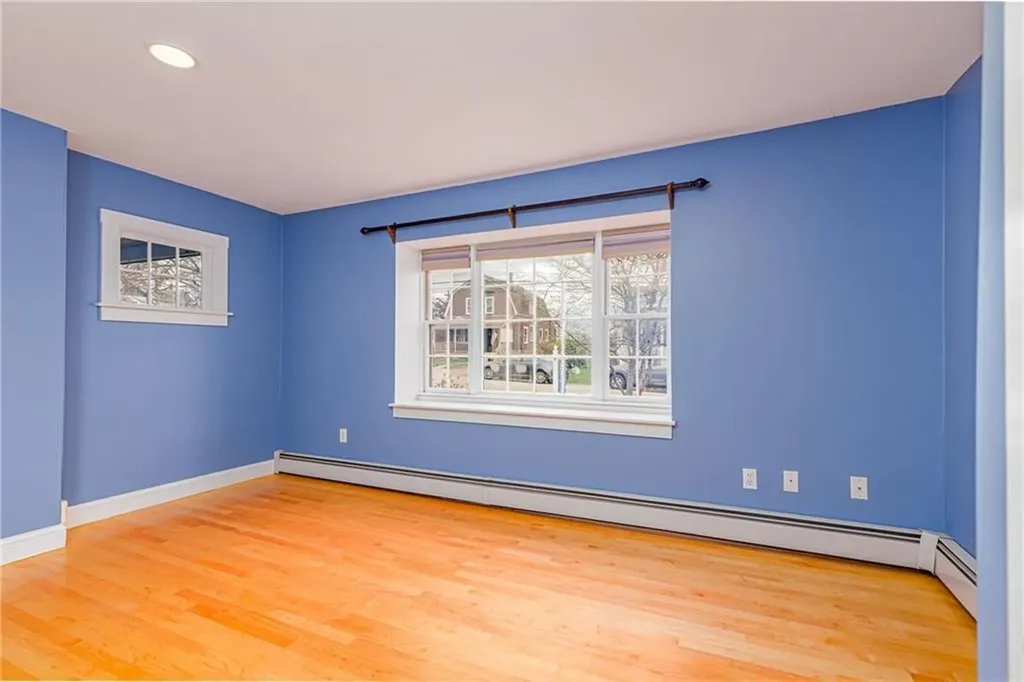 61 Howland Avenue Jamestown RI 02835