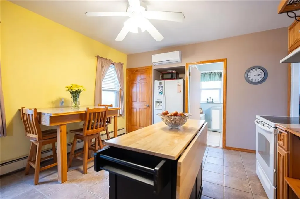 19 Oswald Street Pawtucket RI 02861
