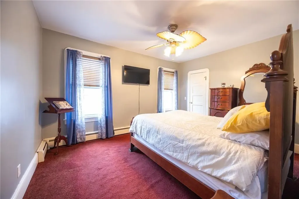 19 Oswald Street Pawtucket RI 02861
