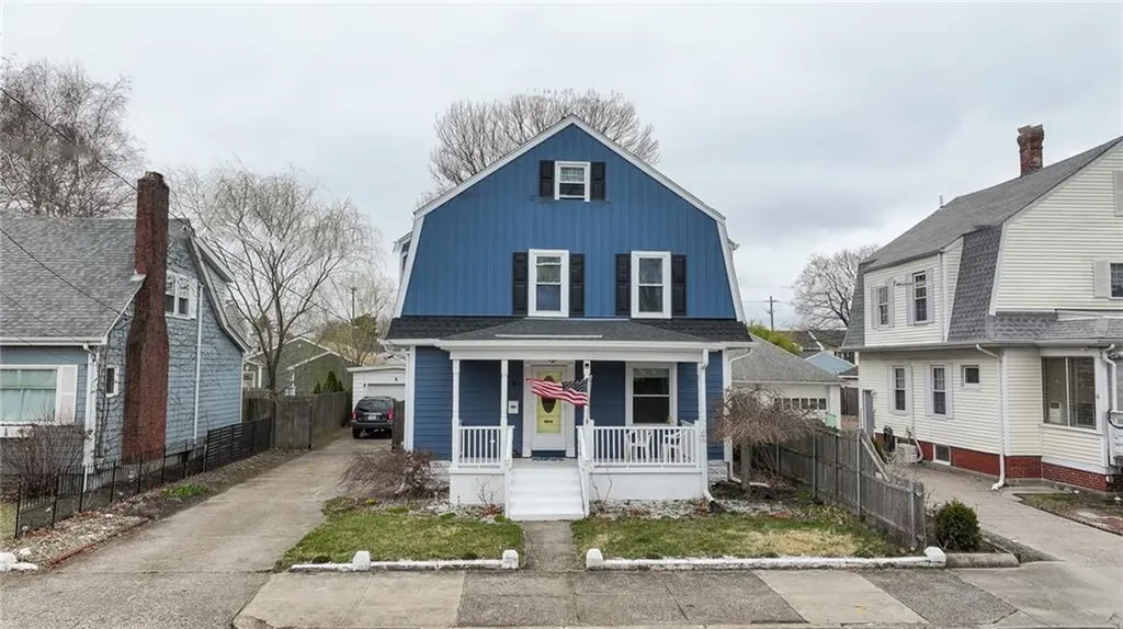 19 Oswald Street Pawtucket RI 02861