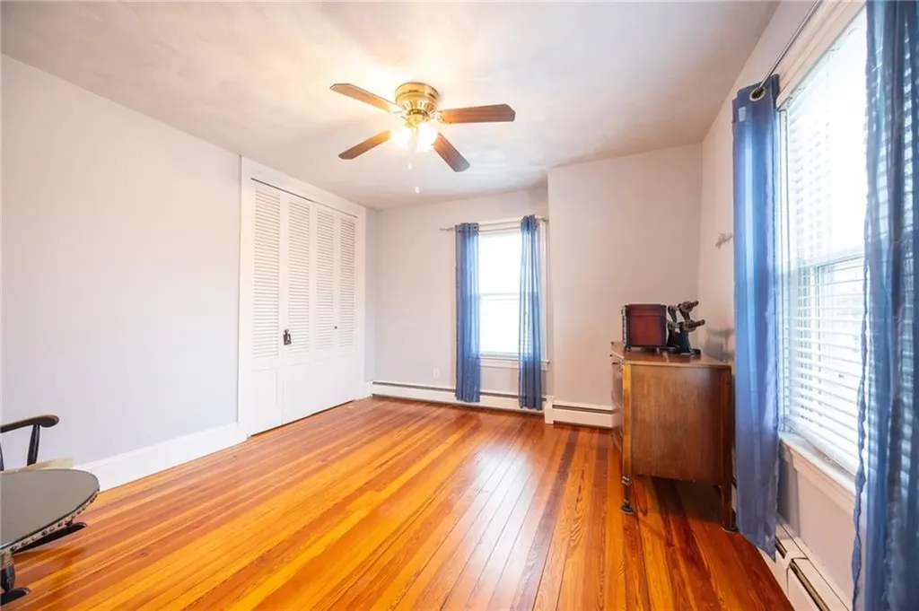 19 Oswald Street Pawtucket RI 02861