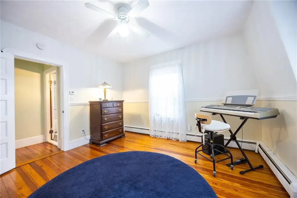 19 Oswald Street Pawtucket RI 02861